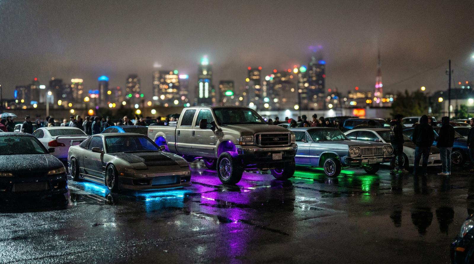 小马拉大车视频夜间车聚